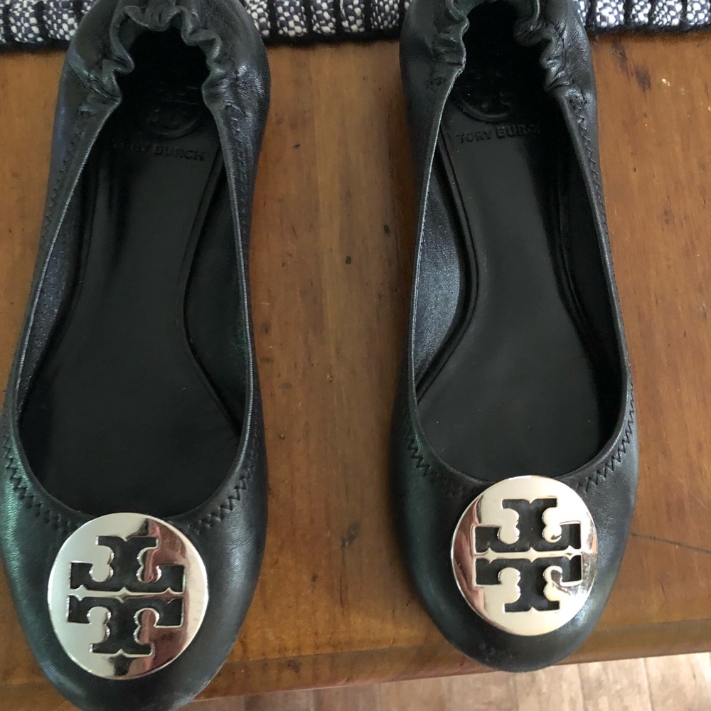 Tori Burch black silver flats🖤